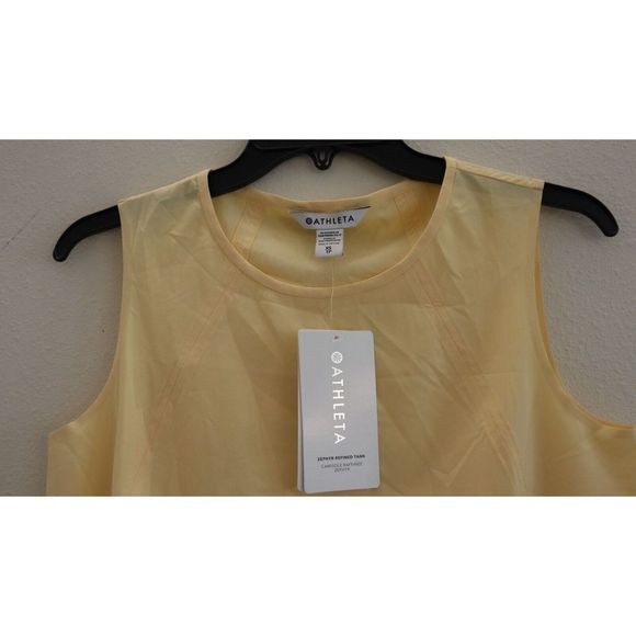 Athleta Women's Sz XS/TP Lunaria Yellow Zephyr Refined Tank Top $69 - Picture 4 of 10